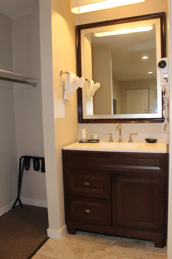 Bell & Main Alamosa Studio Suite-Walking Distance To Downtown Buitenkant foto